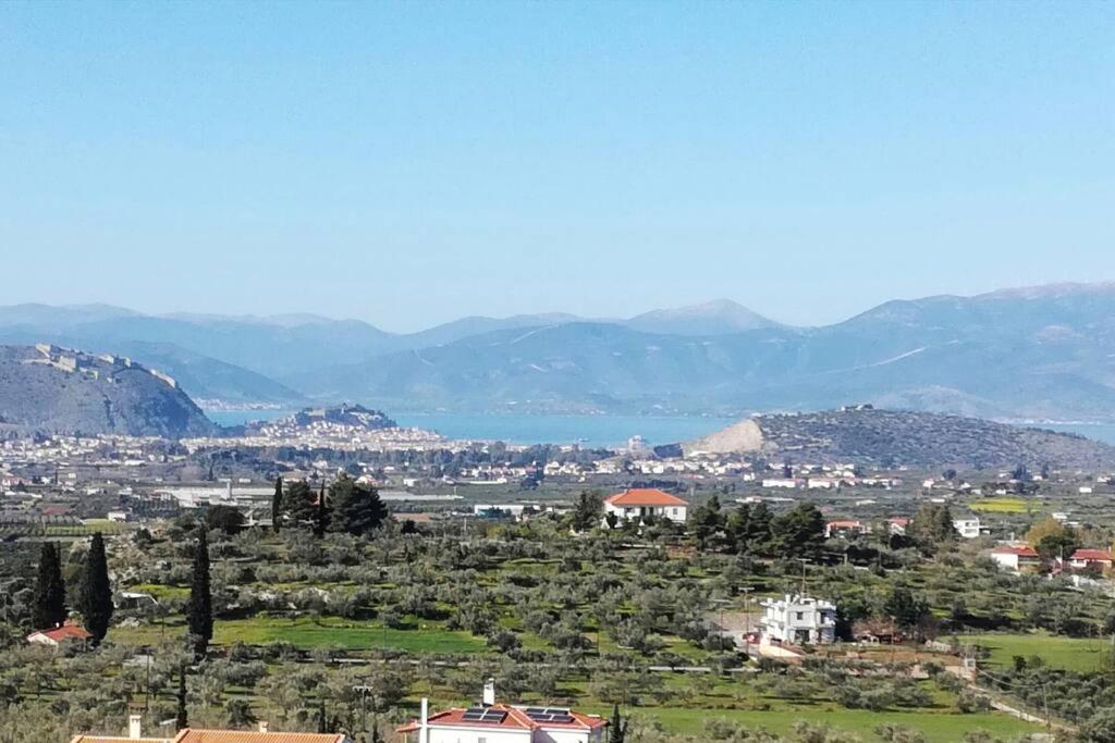 شقة Nafplio, Hill With An Amazing View المظهر الخارجي الصورة